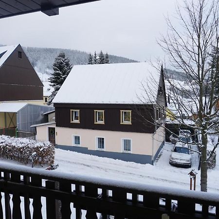 Ferienwohnung Korn Mit Tiefgarage Und Skiraum Oberwiesenthal Eksteriør billede